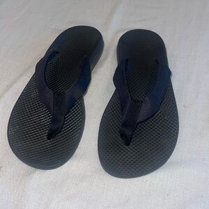 Chaco Flip-flop sandal womens size 10 black EUC